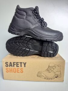 SOLDIER SAFETY BOOTS